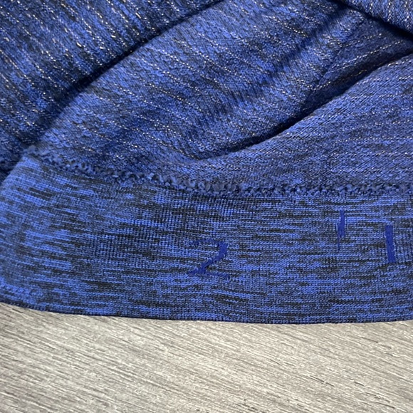 Lululemon Swiftly Tech Racerback Blazer Blue / Black Top Seamless Yoga Run 2 - Picture 10 of 12